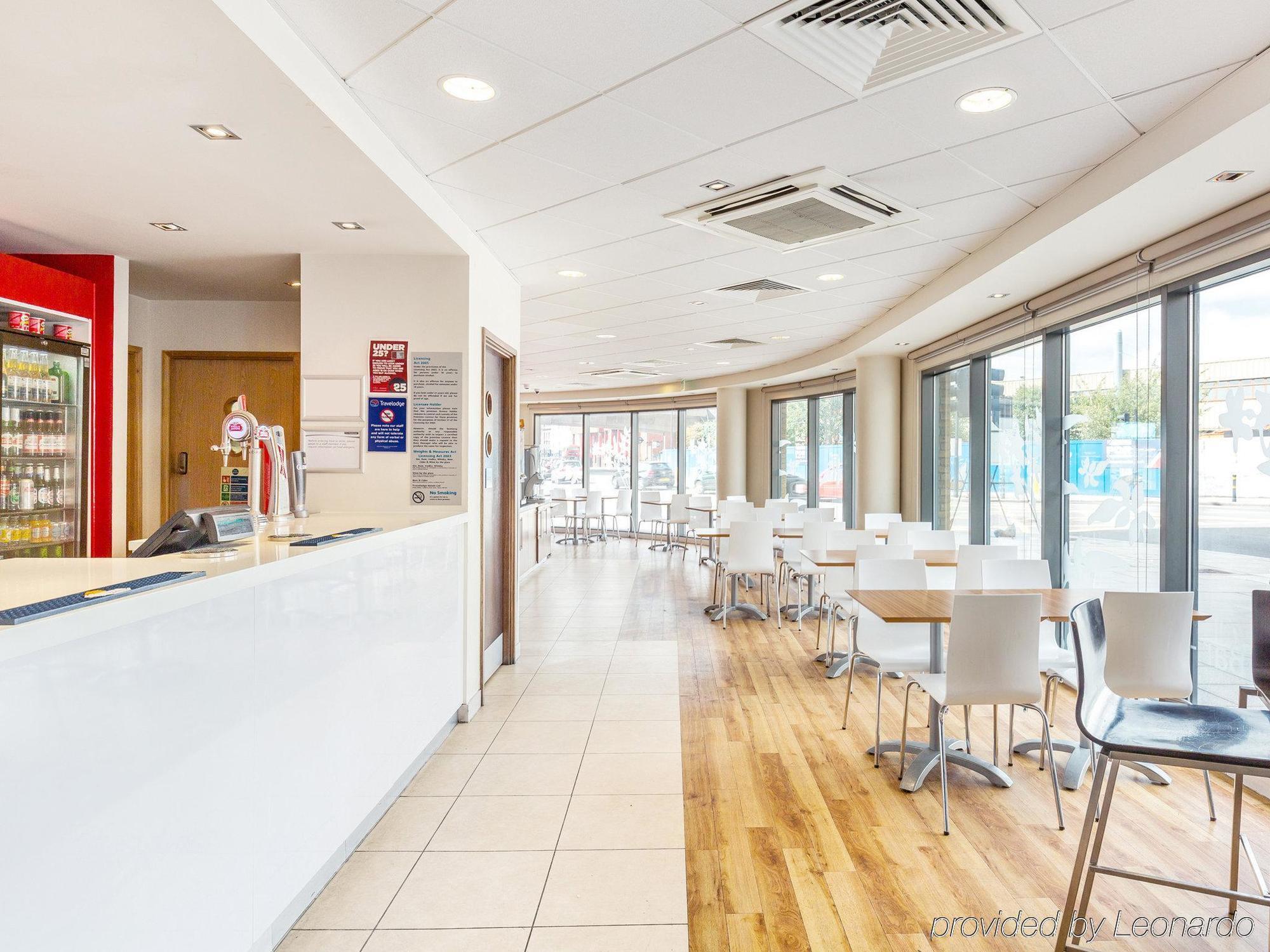 Travelodge London Greenwich Exterior photo